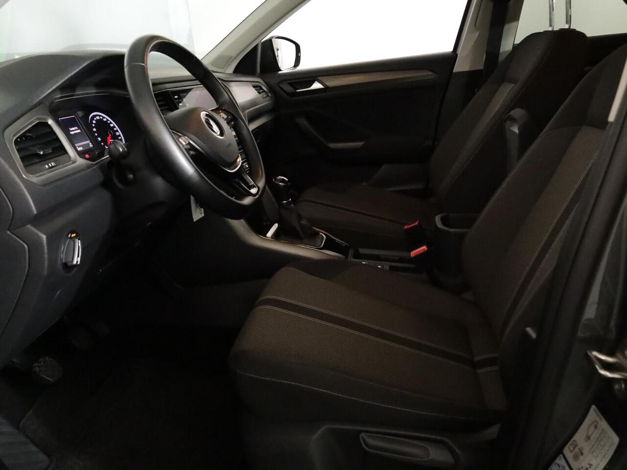 Volkswagen T-Roc 1.0 TSI Style 115 pk | Navigatie | Parkeersensoren | Autom. airco | Adaptieve cruise control | Apple Carplay/Android Auto |