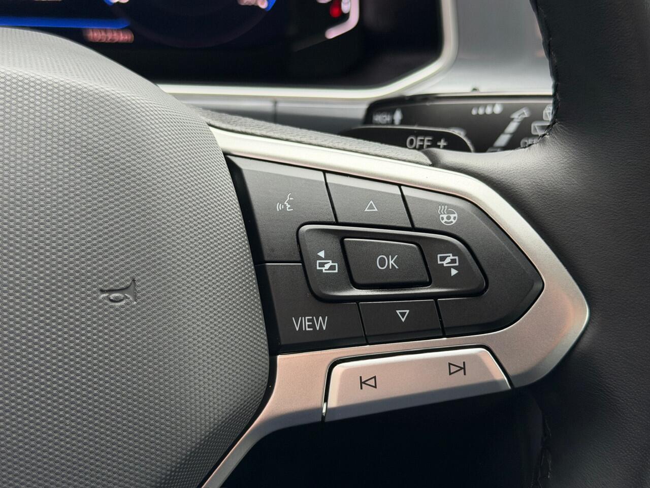 Volkswagen T-Roc 1.5 TSI 150pk DSG Style | Dode hoek | Camera | Keyless | Elek. Achterklep | Rijklaar incl. garantie