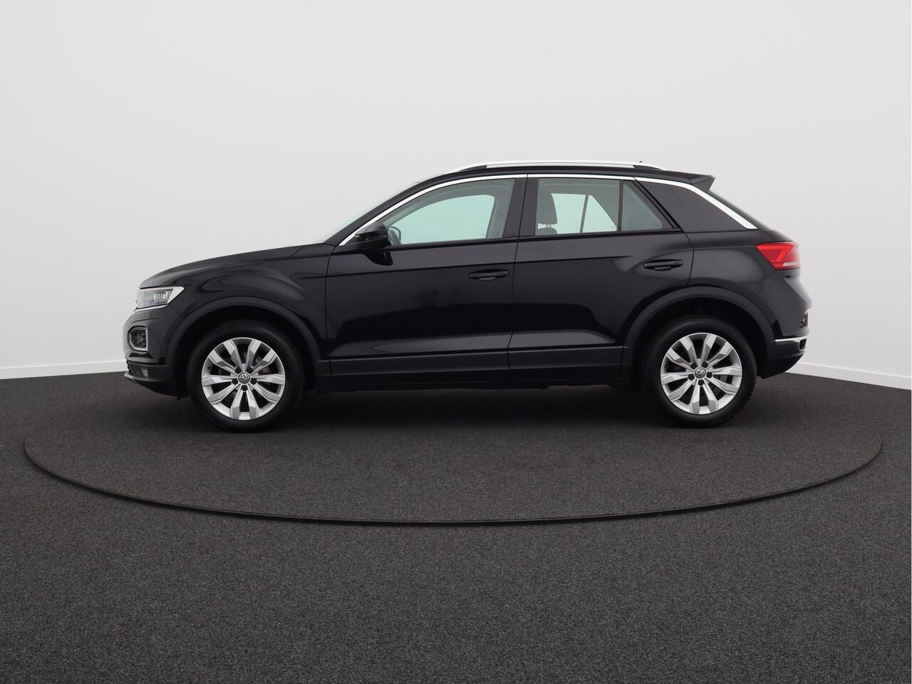 Volkswagen T-Roc 1.0 TSI Style Business/ lage km/ zeer mooi!
