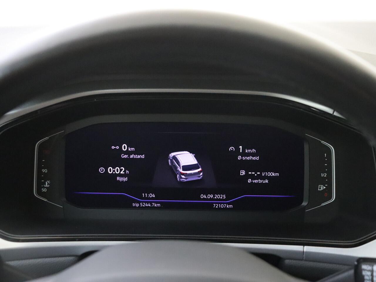 Volkswagen T-Roc 1.0 TSI Life | LED-voor en achterlichten | Achteruitrijcamera | Adaptive cruise control | Connected services |