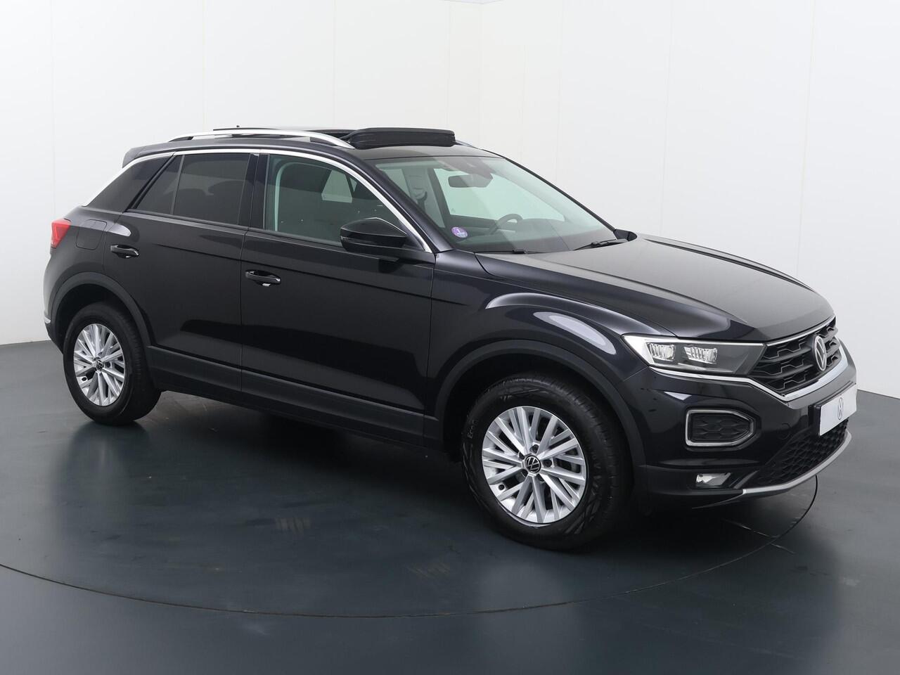 Volkswagen T-Roc 1.5 TSI Style | 150 PK | Automaat | Panoramadak | Climate control |