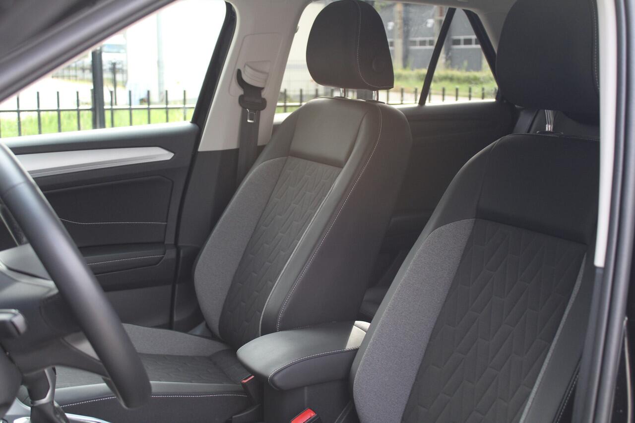 Volkswagen T-Roc 1.5 TSI Life Edition 150pk - ACC - LED - Navi - Stoelverwarming - Blind Spot - Virtual cockpit - Rijklaar