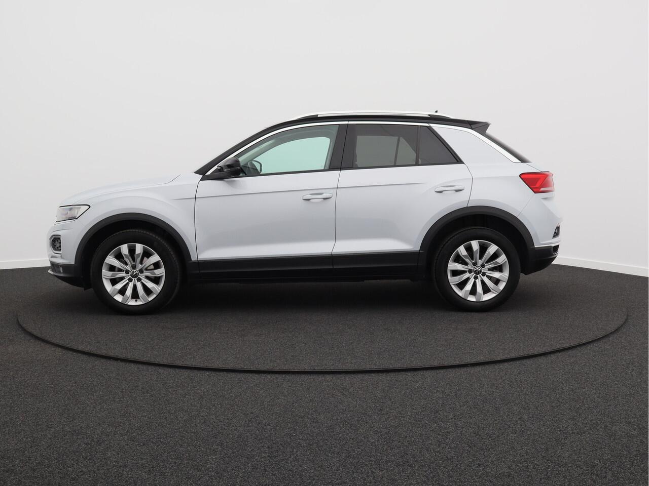 Volkswagen T-Roc 1.0 TSI Style Business/ camera/ schuifdak/ zeer mooi!