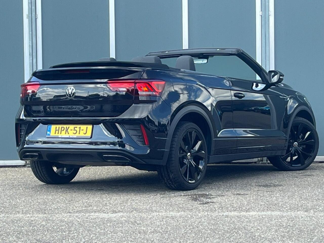Volkswagen T-Roc Cabriolet 1.5 TSI 150pk DSG R-Line Black Style | 4j garantie | L
