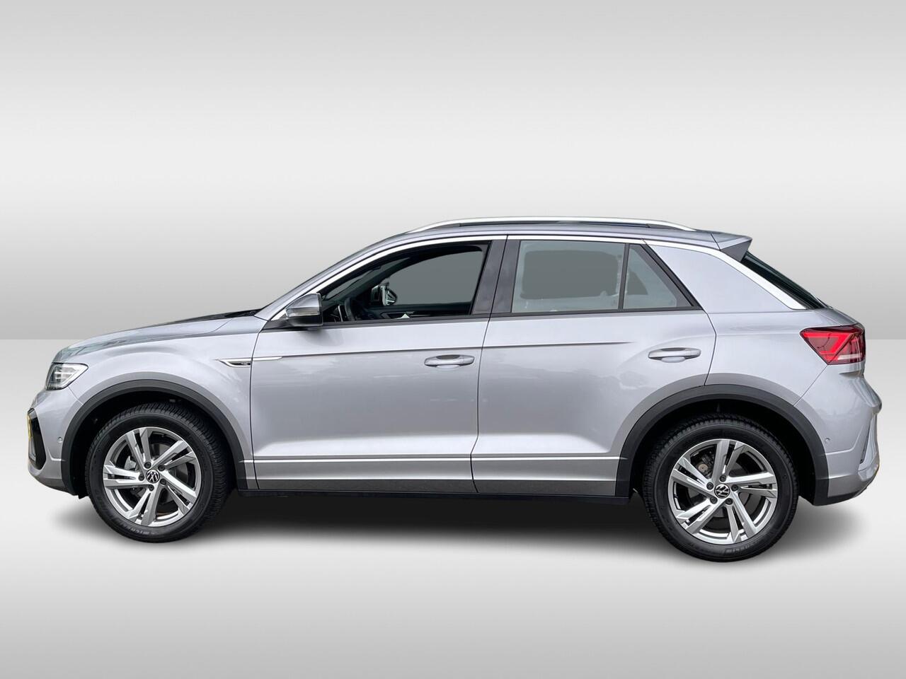 Volkswagen T-Roc 1.5 TSI 150pk DSG R-Line / LED / Navigatie / Camera /Stuur & Stoelverwarming / App-Connect / 17" LMV / VW