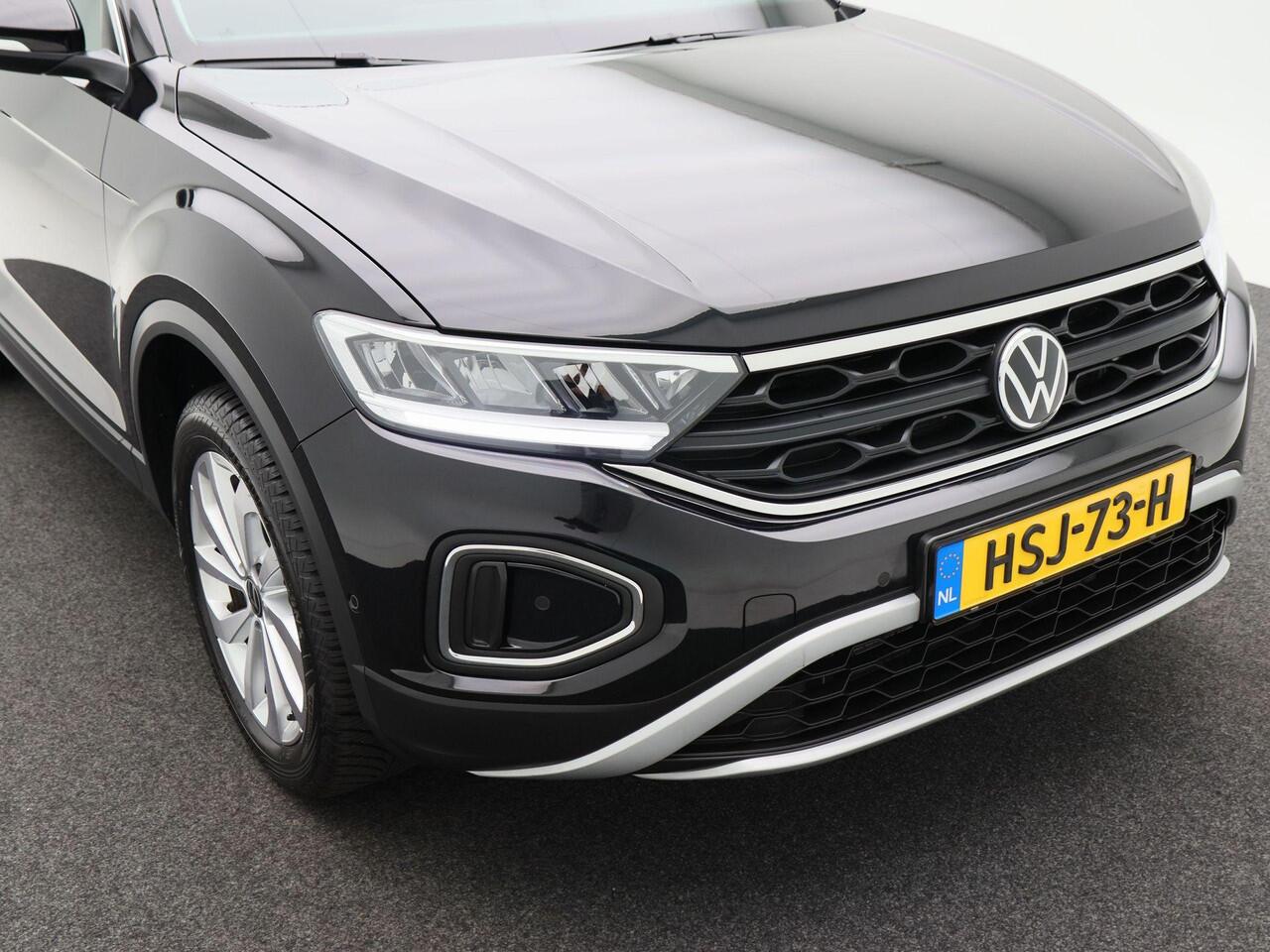 Volkswagen T-Roc 1.5 TSi 150 Pk Automaat Life Edition | Adaptive Cruise | Full LED | Stoel Verwarming | Privacy Glass | Navigatie | Carplay | Camera | 17 Inch | 9.975 Km!!