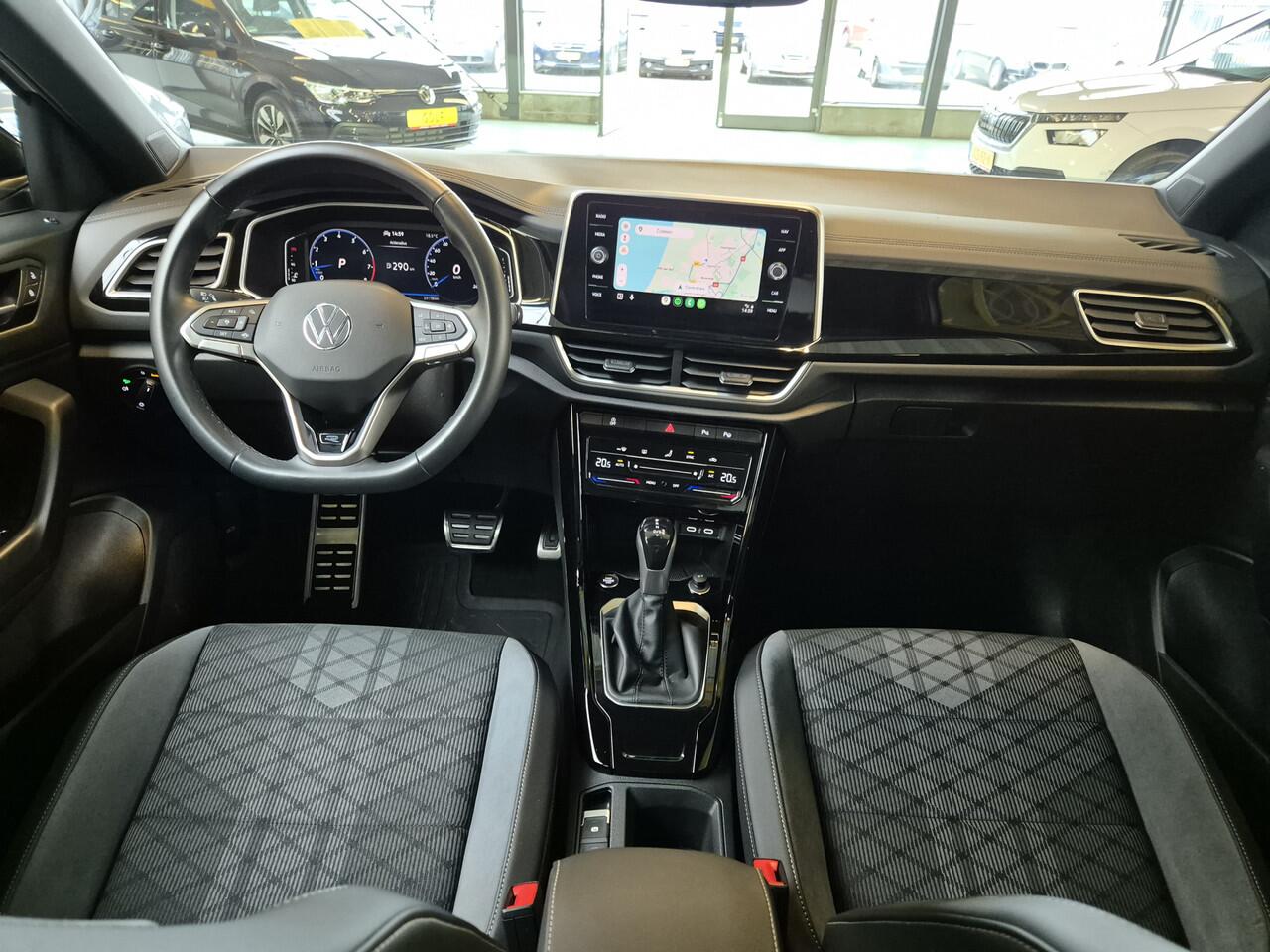 Volkswagen T-Roc 1.5 TSI R-Line -150pk- Automaat | Camera | IQ LED | 18 inch | Rijklaarprijs incl. 1 jaar Bovag garantie