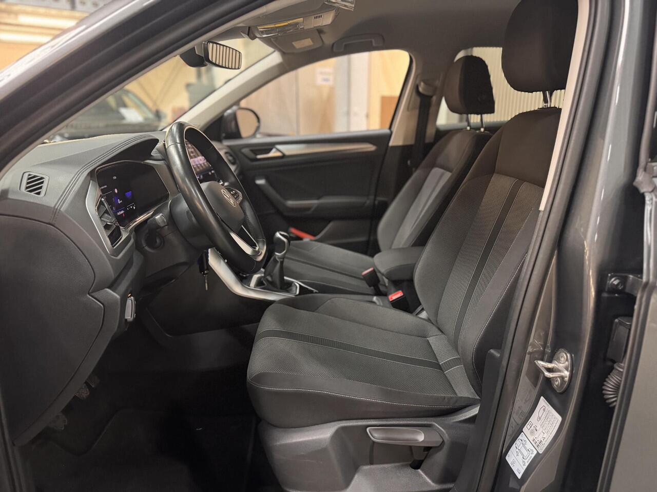 Volkswagen T-Roc 1.0 TSI Life Business Navi Climat Adap Cruise Stoelverwarming Didi Dash Parking pack Dealeronderhouden