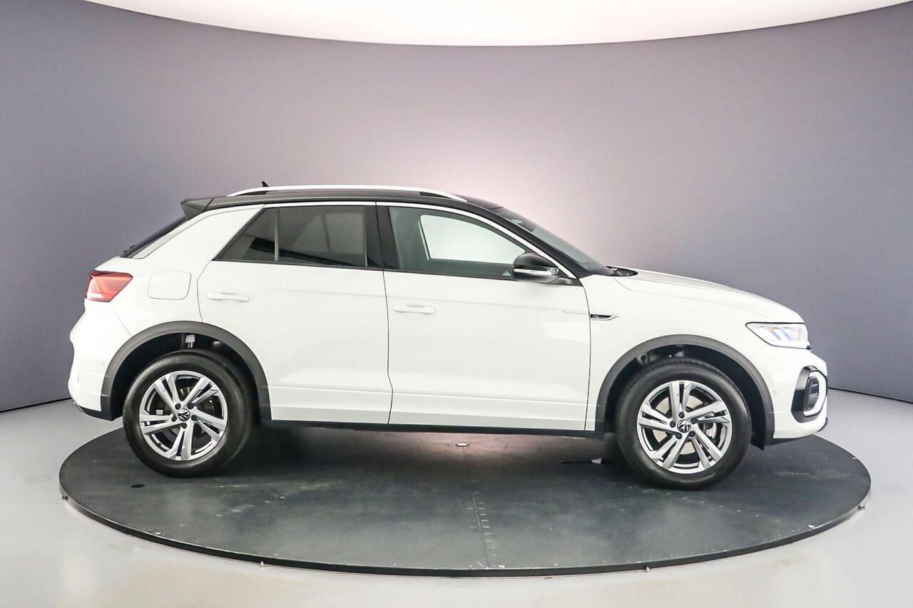 Volkswagen T-Roc R-Line 1.5 TSI 150pk DSG Automaat Adaptive cruise control, Achteruitrijcamera, Stoelverwarming, LED koplampen, Keyless start, Parkeersensoren