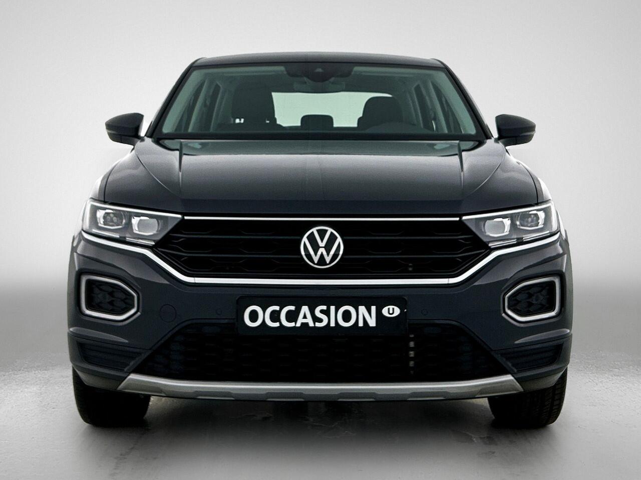 Volkswagen T-Roc 1.5 TSI 150pk Automaat Style / Navigatie / Adaptive Cruise / Stoelverwarming / LED