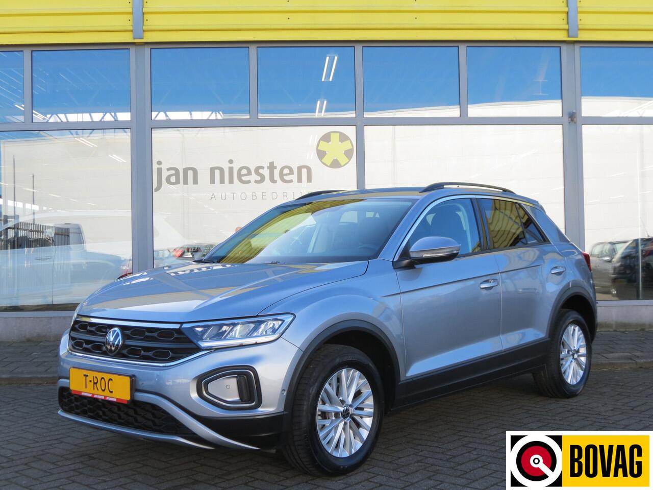 Volkswagen T-Roc 1.0 TSI Life -110pk- | LED | App Connect | Parkeer Assistent | Lane Assist | Climate Control | Rijklaarprijs incl. 1 jaar Bovag garantie