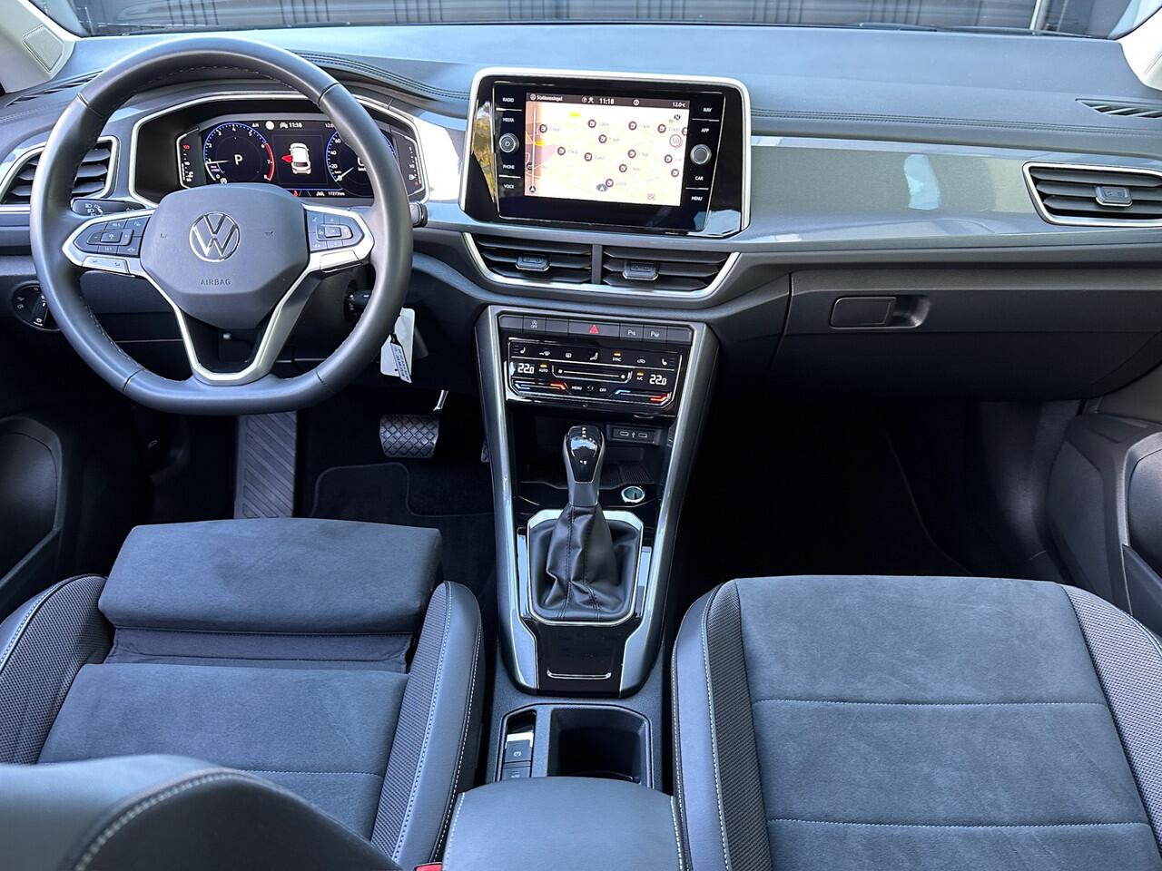 Volkswagen T-Roc 1.5 TSI 150pk DSG Style | Trekhaak | Navi | IQ light | Adapt. Cruise | Rijklaar incl. garantie