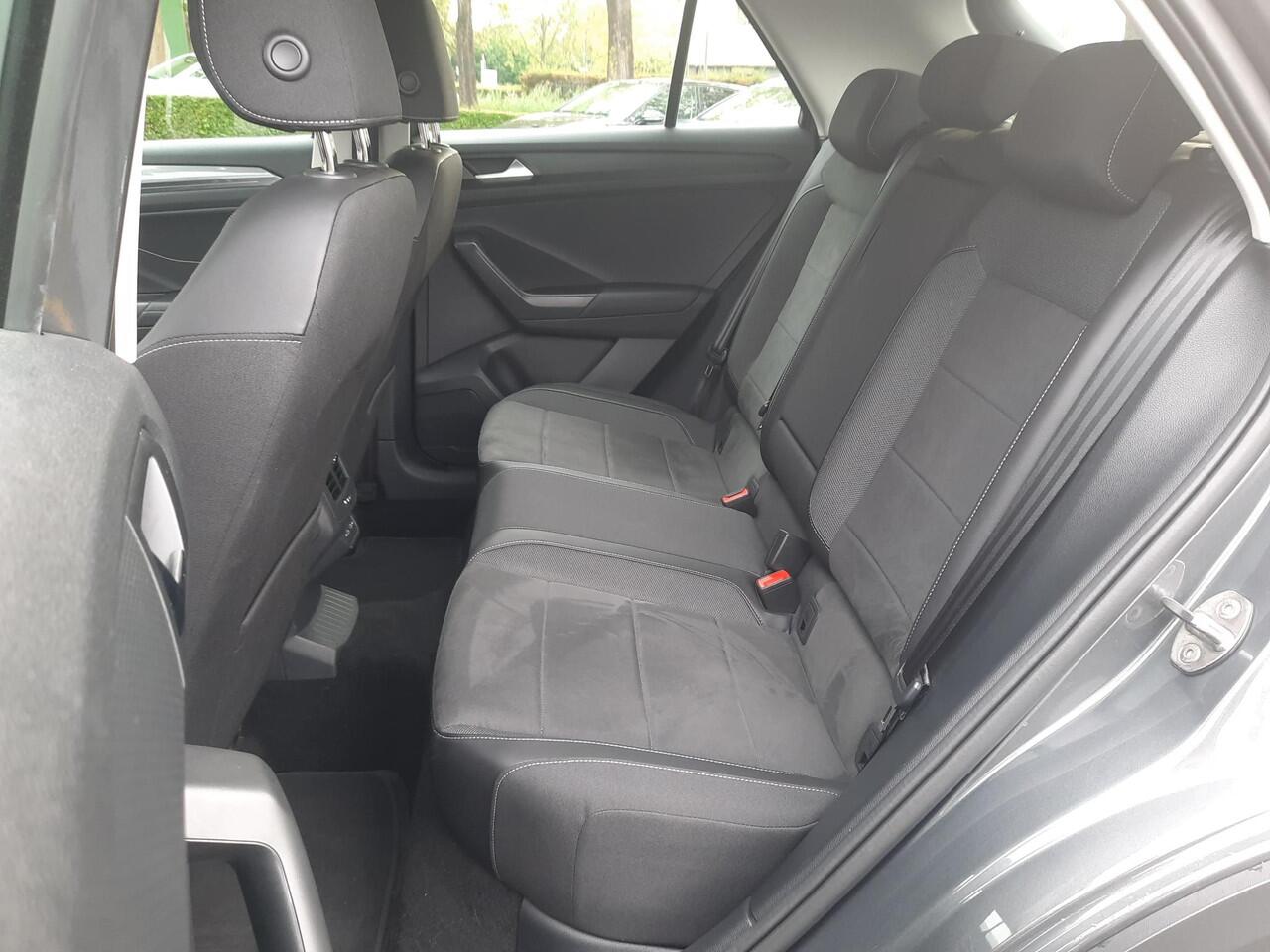 Volkswagen T-Roc 1.5 TSI 150pk DSG Style (Virtual,Navi,IQ)