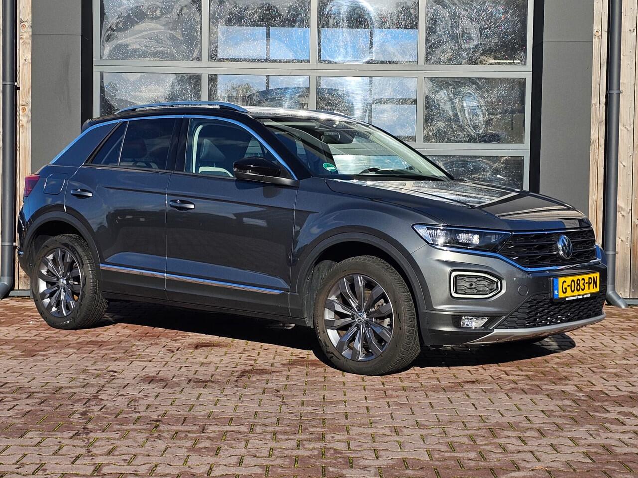 Volkswagen T-Roc 1.5 TSI Sport Business R | Automaat | Trekhaak | Lane Assist | Blind Spot | LED | Navi | ACC | PDC | Winterpakket | Virtual Cockpit |
