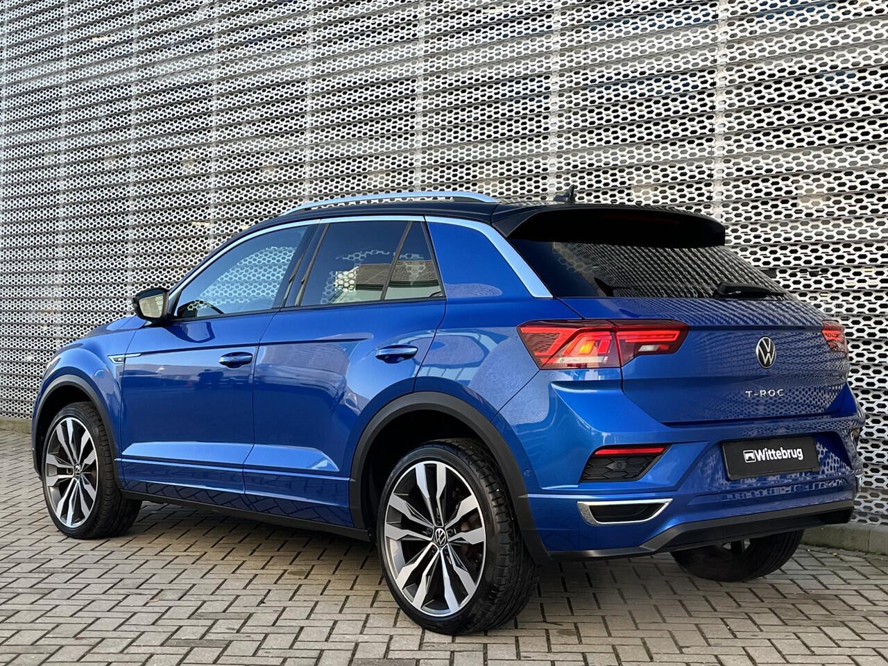 Volkswagen T-Roc 1.5 TSI 150PK DSG R-Line / Afneembare Trekhaak / Achteruitrijcamera / Stoelverwarming / Digitale Cockpit / App-Connect / 19"LMV **