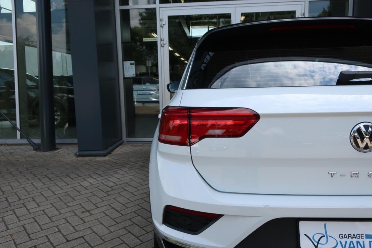 Volkswagen T-Roc 1.5 TSI 150PK, Apple Carplay/ Android Auto, PDC Rondom, etc.