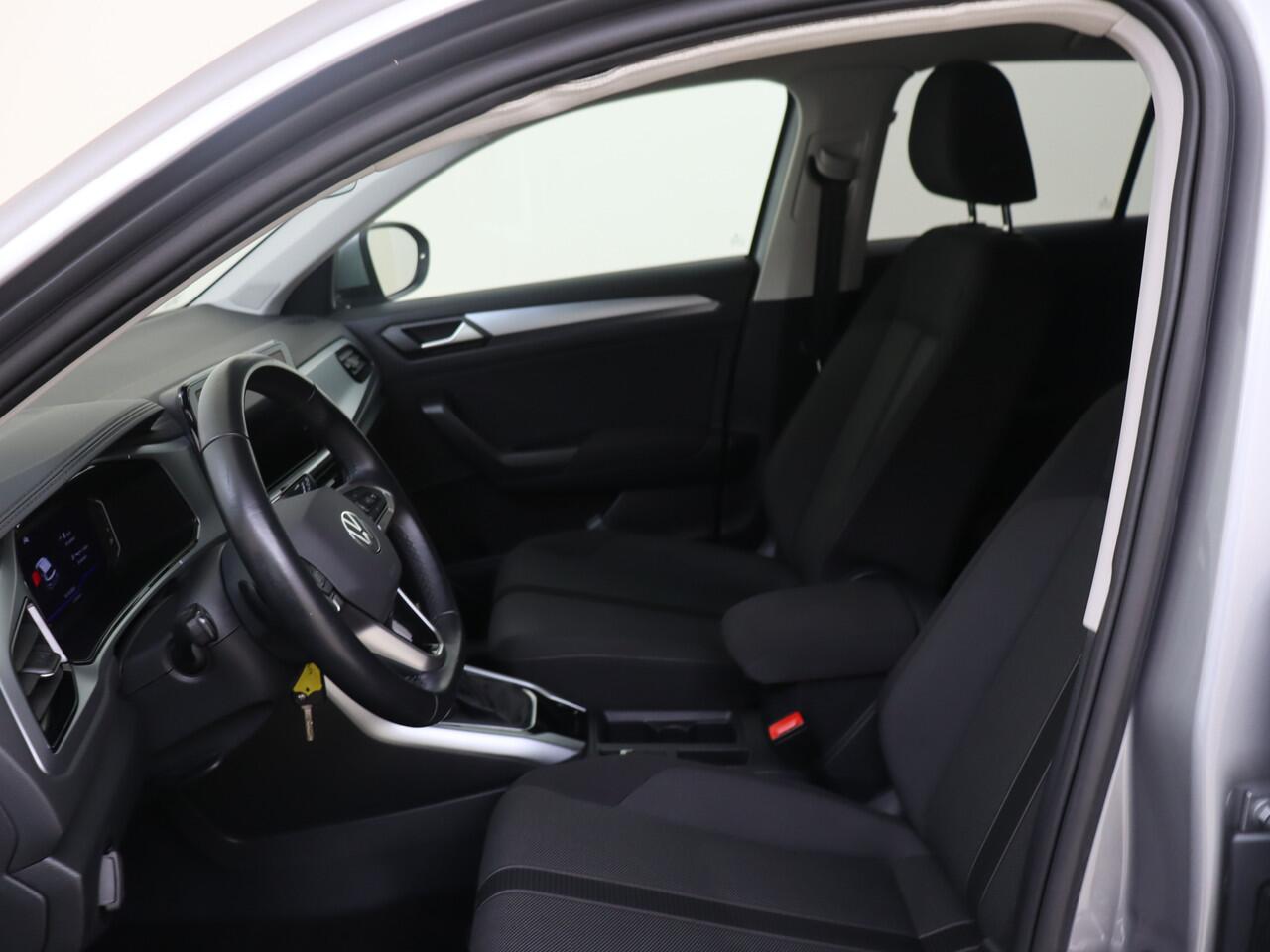 Volkswagen T-Roc 1.5 TSI Life 75 Edition | Trekhaak | Navigatie | Carplay | Dig. Cockpit |