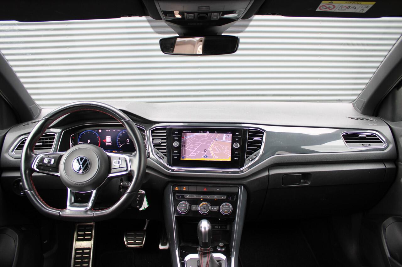 Volkswagen T-Roc 1.5 TSI R-Line Panoramadak Full-Led Vitual-Cockpit