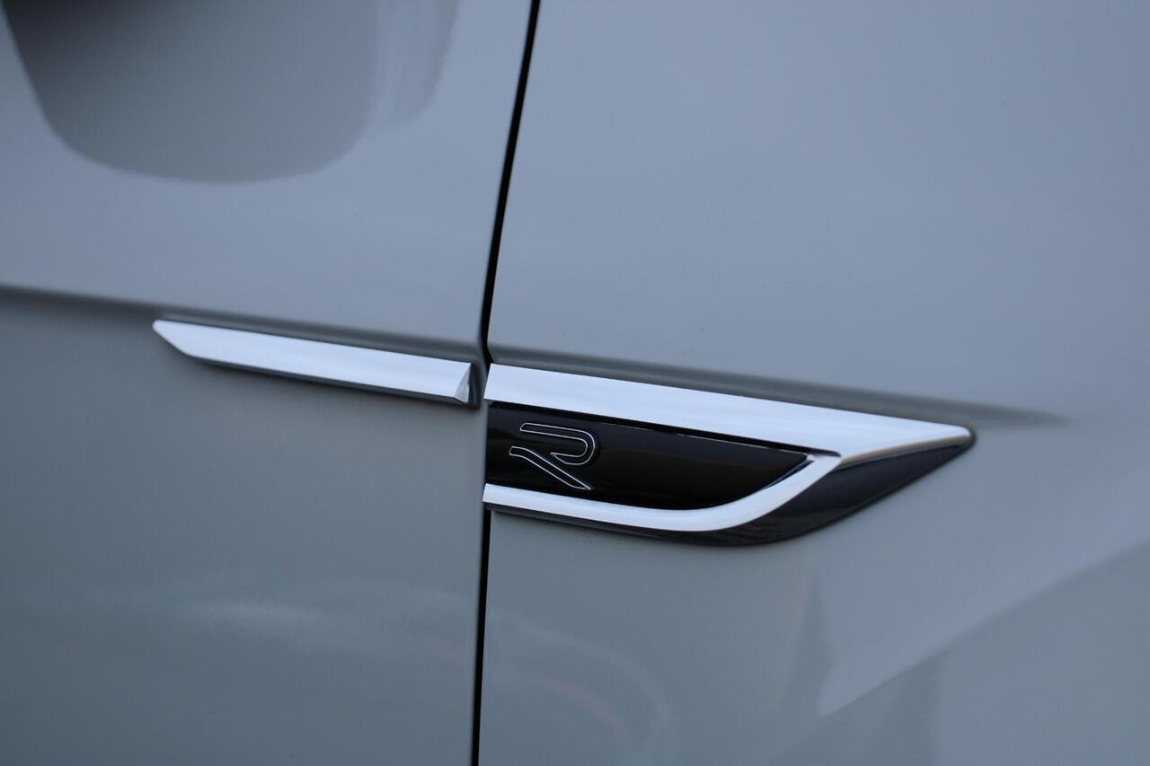 Volkswagen T-Roc 1.0 TSI R-Line, 38DKM, WINTERPAKKET, LED, PDC