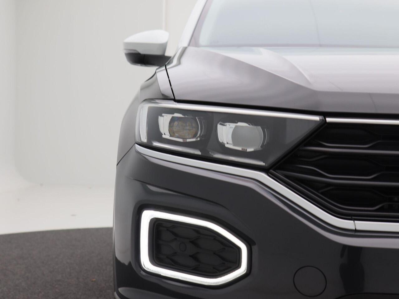 Volkswagen T-Roc 1.5 TSi 150 Pk Automaat Style Business | LED | Adaptive Cruise | Navigatie | Camera | Climatronic | Privacy Glas | 69.201 Km!!