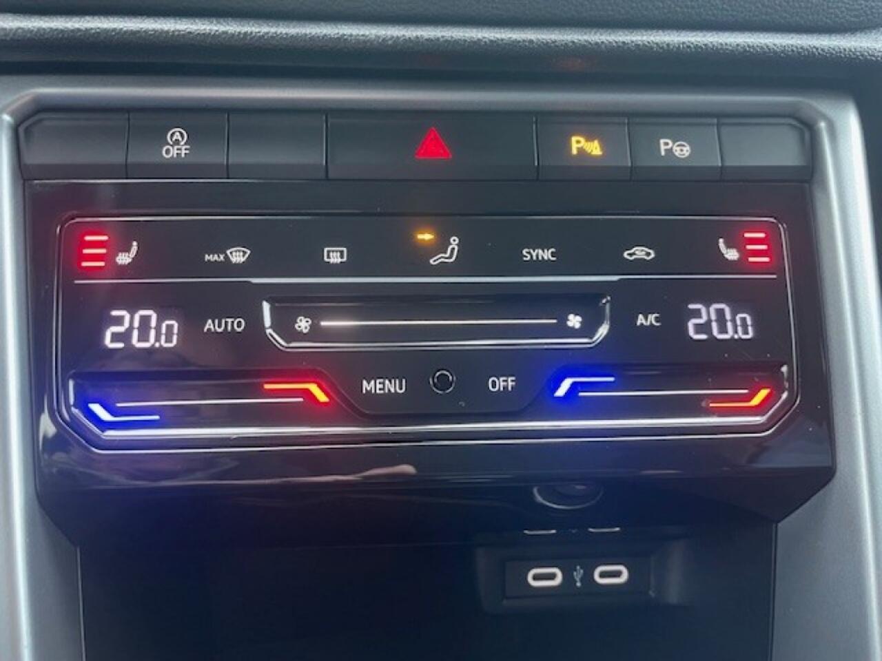 Volkswagen T-Roc 1.0 TSI LIFE BUSINESS