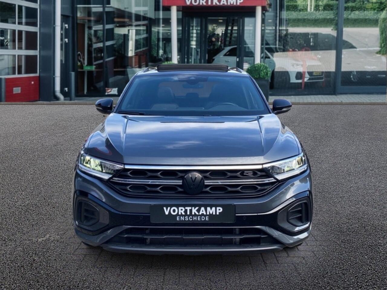 Volkswagen T-Roc 1.5 TSI DSG R-LINE BLACK-OPTIC PANO-DAK/CAMERA/NAVI/CARPLAY/E-KLEP