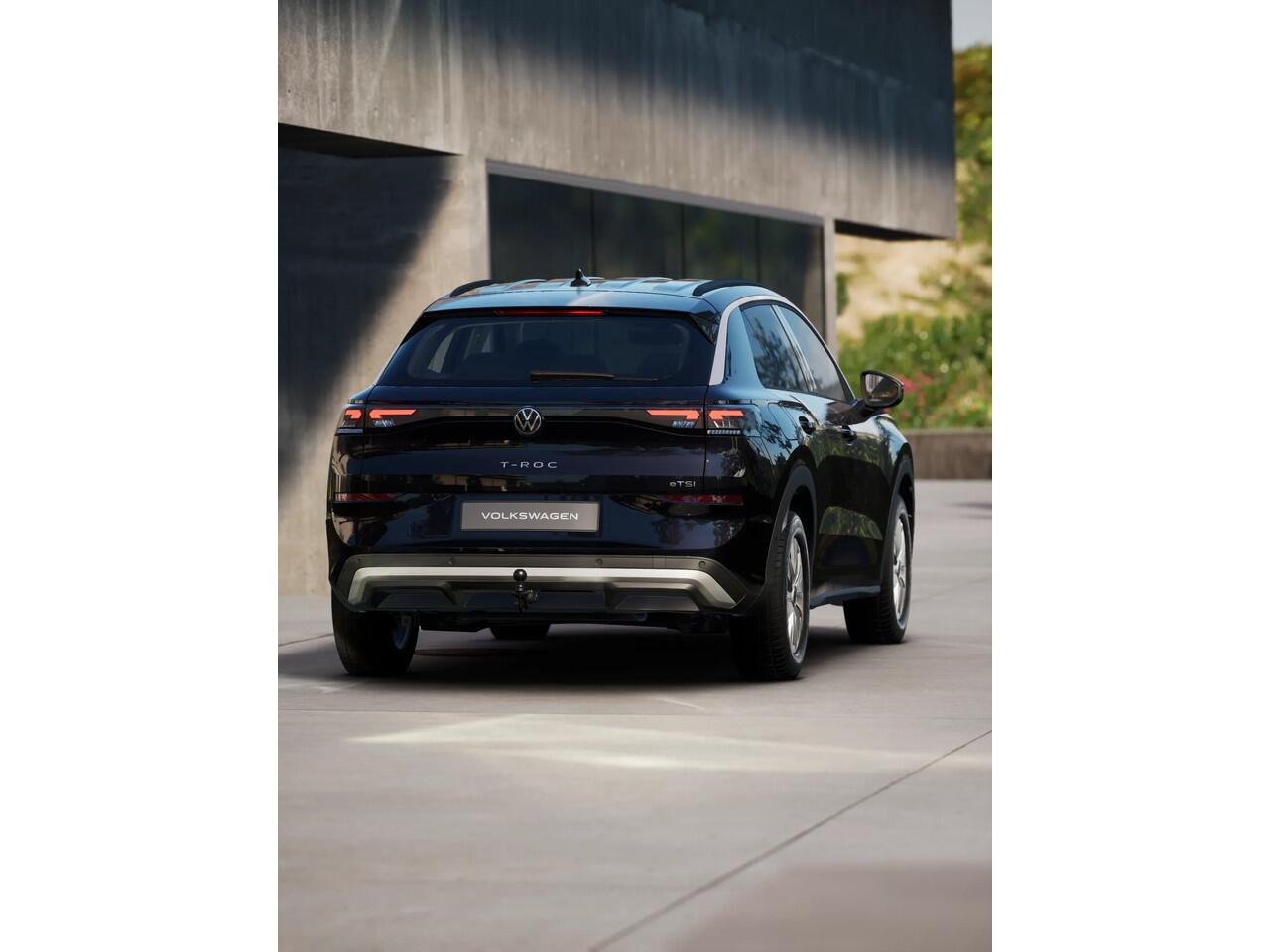 Volkswagen T-Roc Trend First Edition | 'App-Connect' draadloze smartphone integratie | Koplampverlichting LED