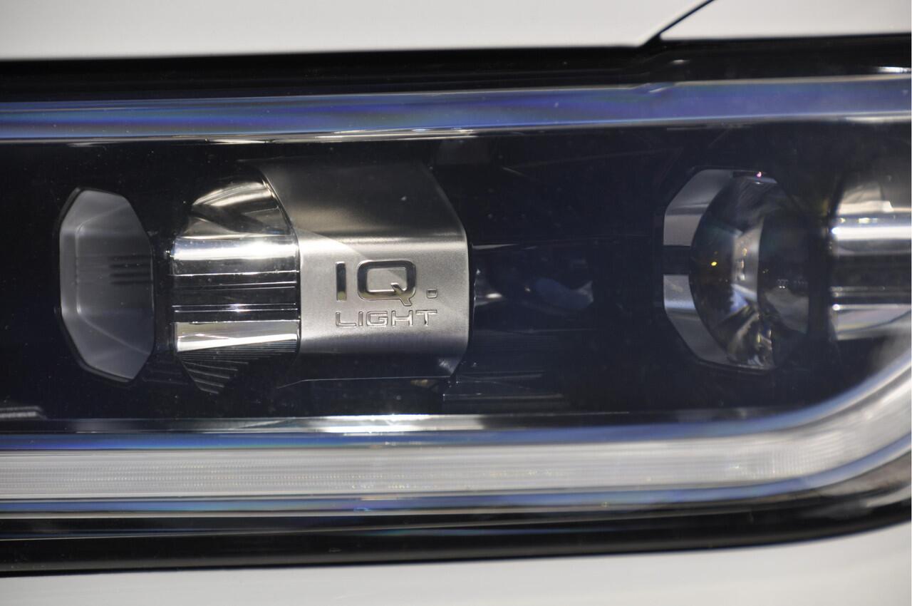 Volkswagen T-Roc 1.5 TSI Style NAVI IQ Light Trekhaak