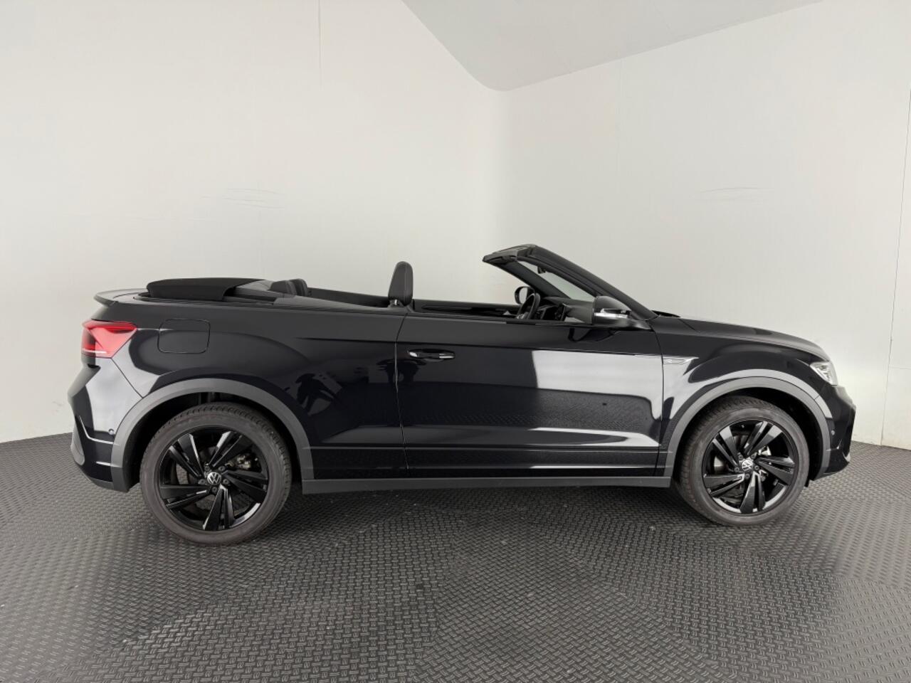 Volkswagen T-Roc 1.5 TSI R-Line Leer/navi/adap.cruise/winterset
