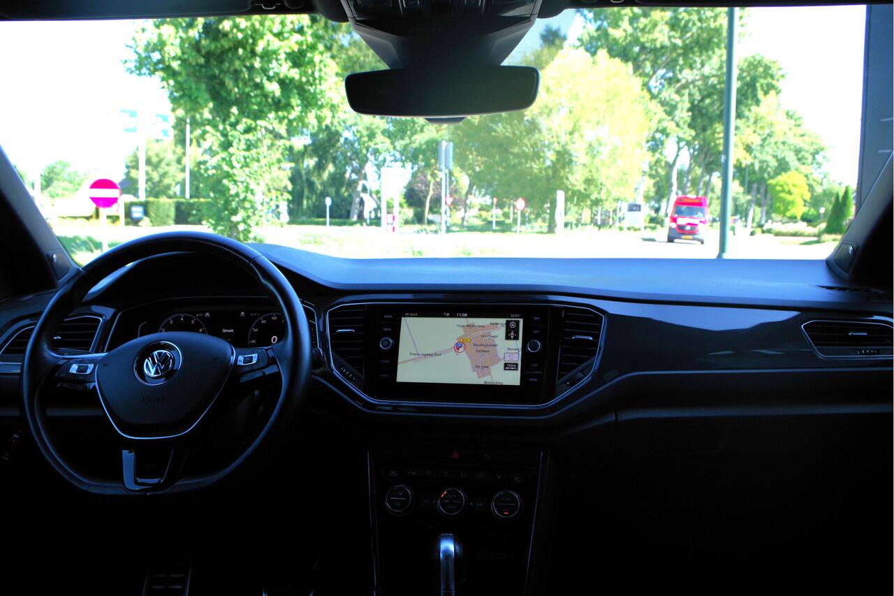 Volkswagen T-Roc 2.0 TSI 4Motion 190 PK Sport Automaat, *NL-AUTO*, Panoramadak, Winterpakket, Carplay, Camera, Beats-Audio