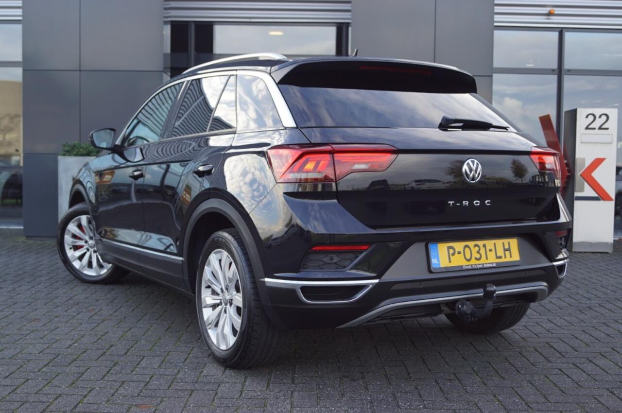 Volkswagen T-Roc 1.5 TSI DSG Sport 150pk / Trekhaak / Navi / Camera / El. Achterklep /PDC