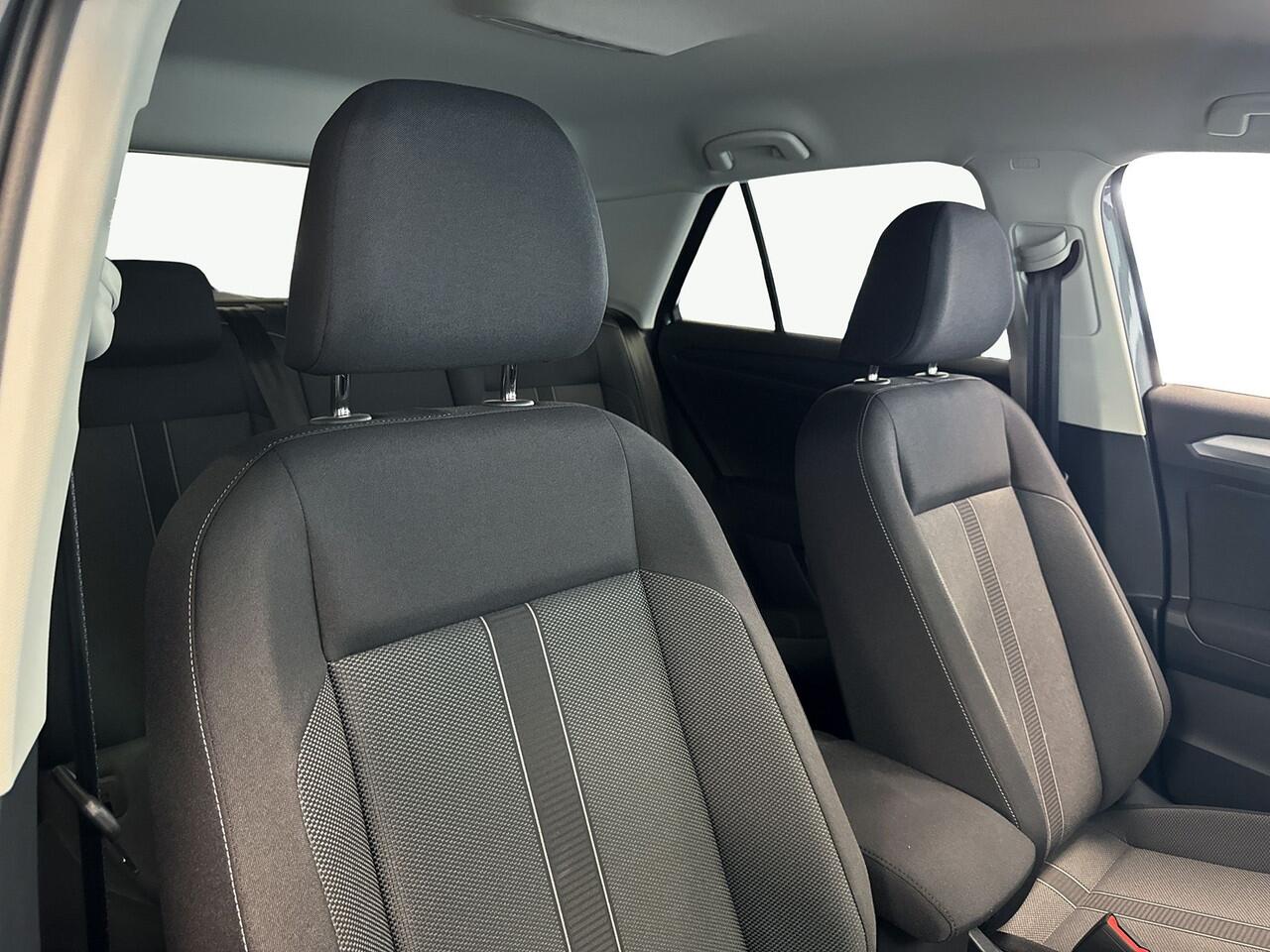 Volkswagen T-Roc 1.0 TSI Life Edition 115PK | Keyless | Led | achteruitrijcamera