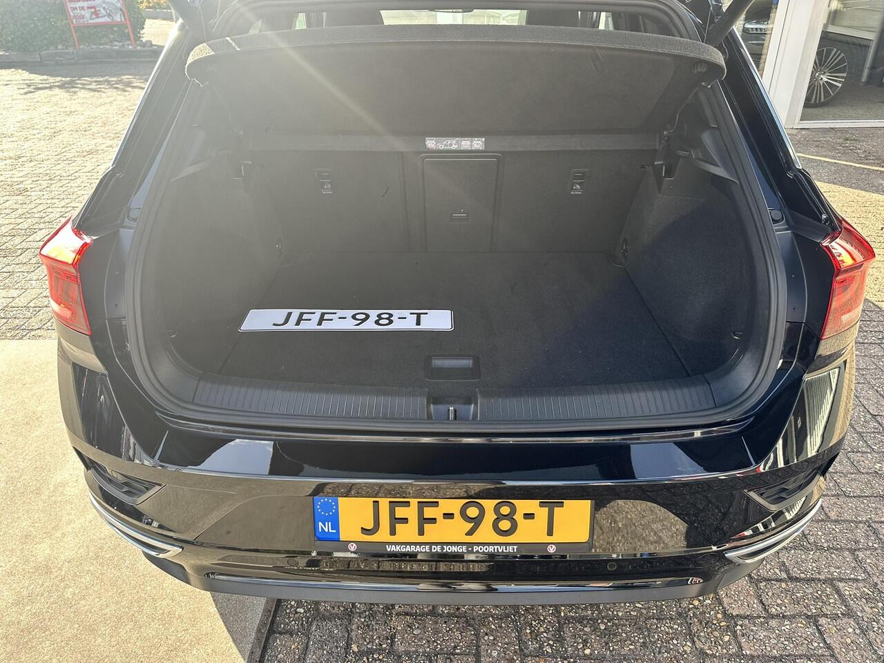 Volkswagen T-Roc 1.5 TSI Sport R-Line PANODAK|LED|VIRTUALDASH|TH...