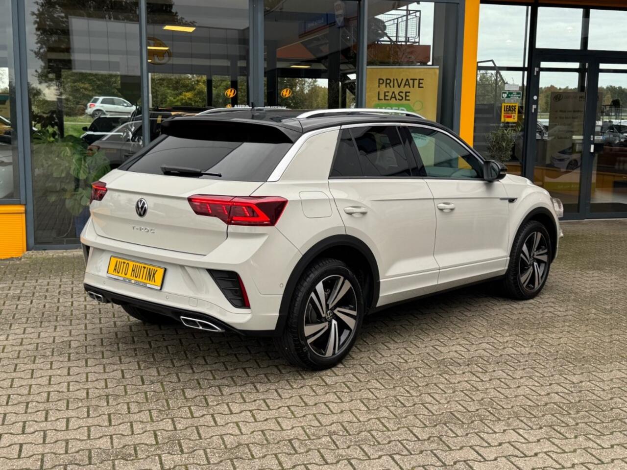 Volkswagen T-Roc 1.5 TSI R-Line Ed. - adaptive cruise - IQLight - camera