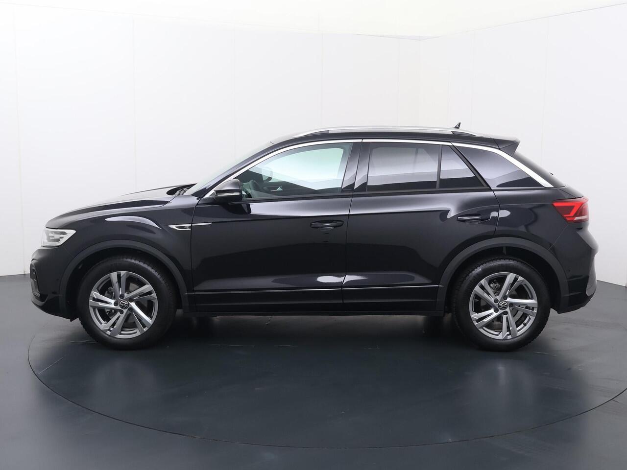 Volkswagen T-Roc 1.5 TSI R-Line | 150 PK | Automaat | Trekhaak | R-Line | Apple Carplay/Android Auto |