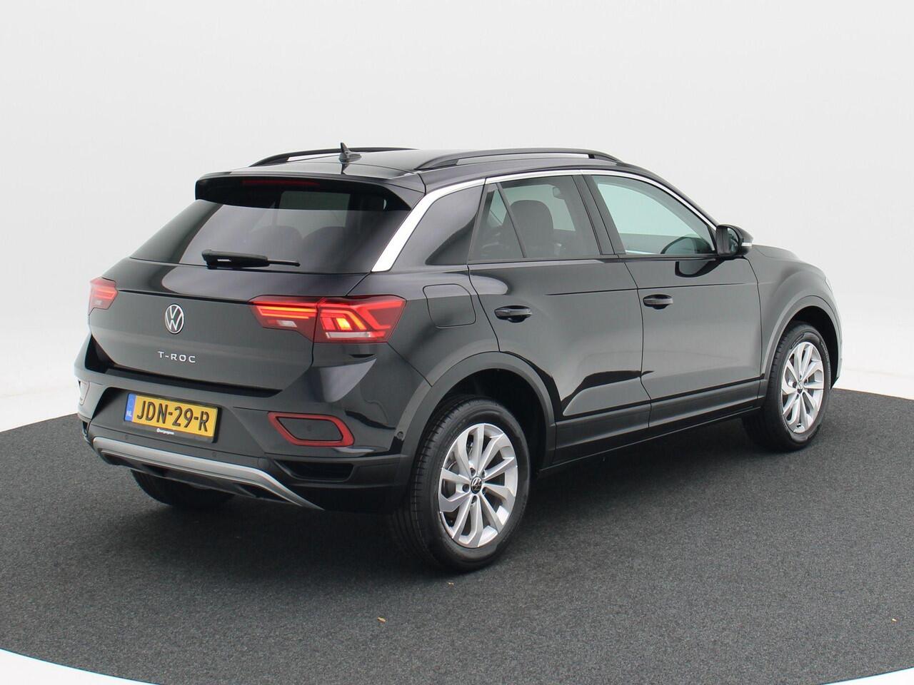 Volkswagen T-Roc Life Edition 1.5 TSI 150 pk | Camera | Keyless | Adaptive Cruise Control | Carplay |