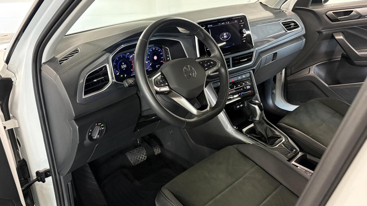 Volkswagen T-Roc 1.5 TSI Life Business | Pano dak | Key Less| Virtual cockpit