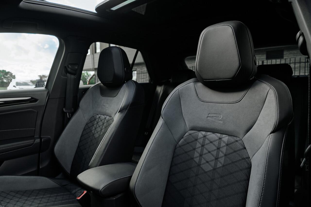 Volkswagen T-Roc 1.5 TSI 3X R-Line | IQ Lights | Camera Elektr Achterklep | Lane Assis | Front Assis |