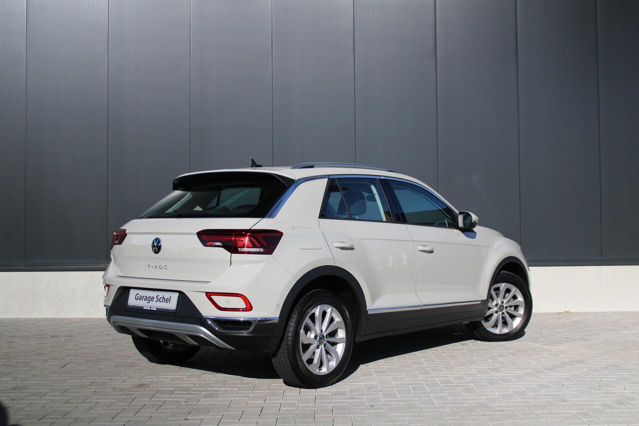 Volkswagen T-Roc 1.5 TSI Style 150pk - ACC - Carplay - Camera - DAB - Verwarmd stuurwiel - Rijklaar