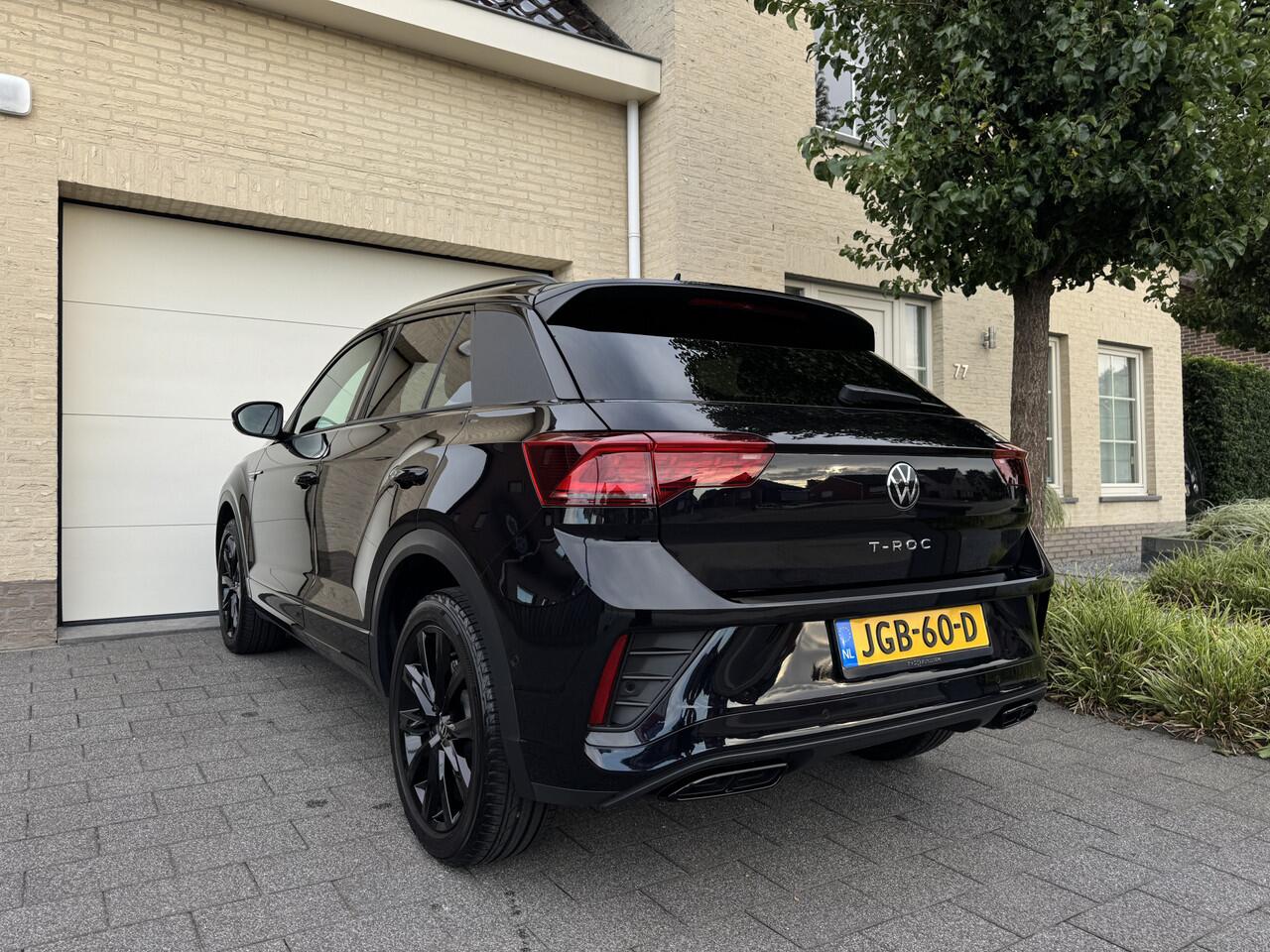 Volkswagen T-Roc 1.5 TSI 150pk DSG 3x R-Line BlackStyle Nieuw Model Panoramadak VirtualCockpit ACC Sportstoelen IQ-Light Ambientlight Keyless Camera Pdc