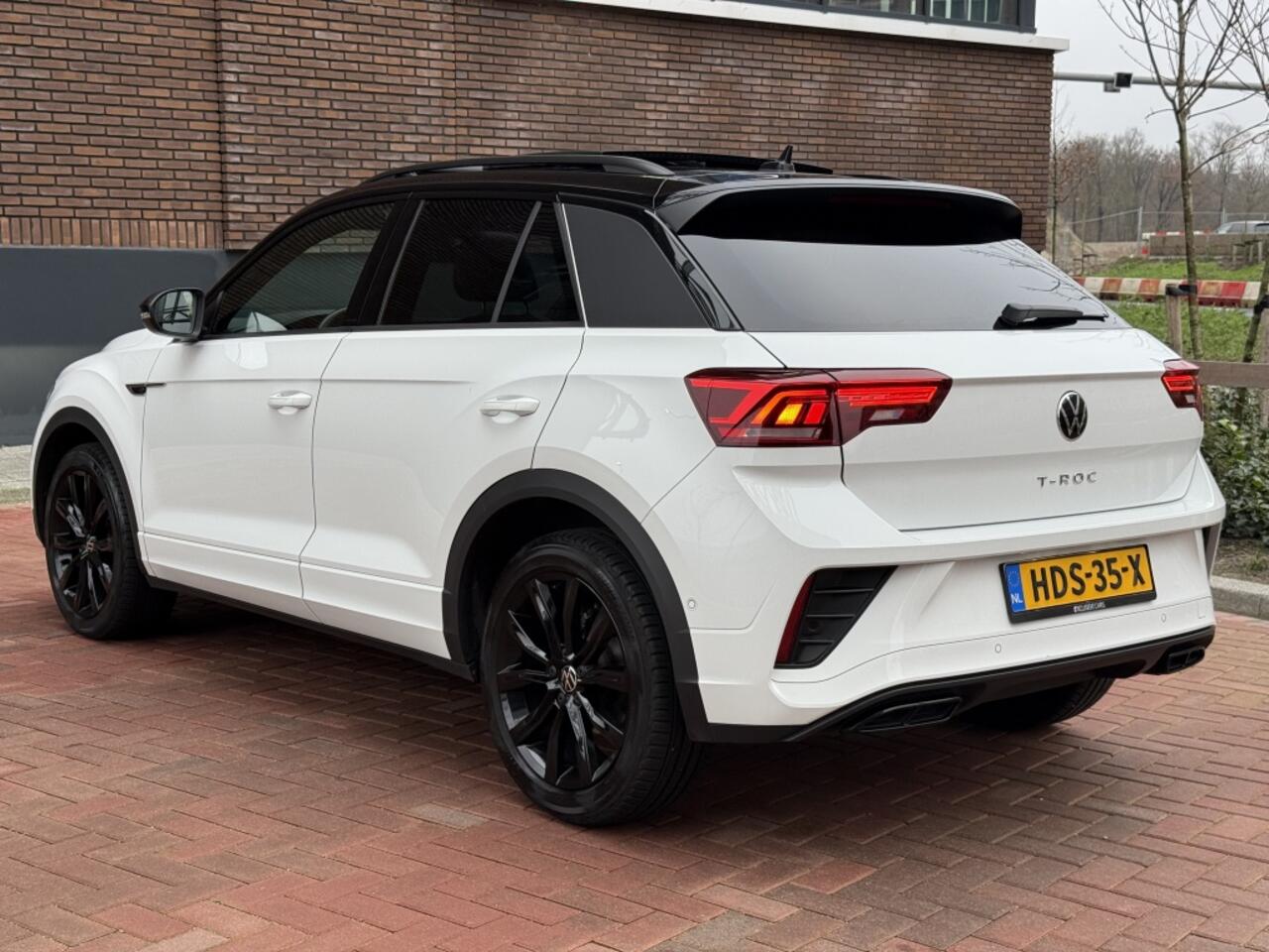 Volkswagen T-Roc 1.5 TSI 150PK R-Line Pano Automaat Navi Camera Facelift