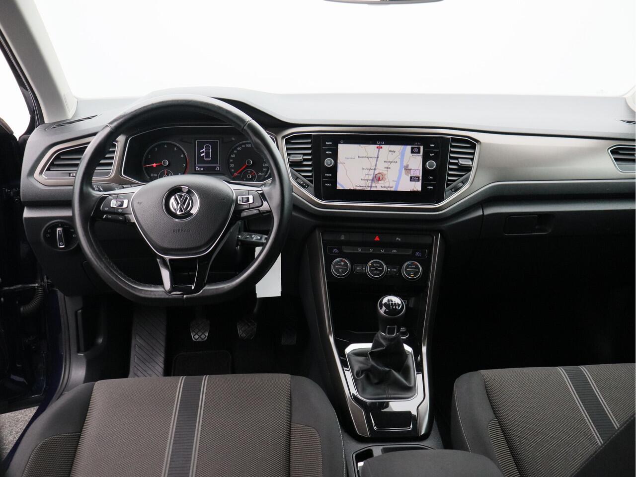 Volkswagen T-Roc 1.0 TSI Style/ achteruitrijcamera/ lage km/ zeer mooi!