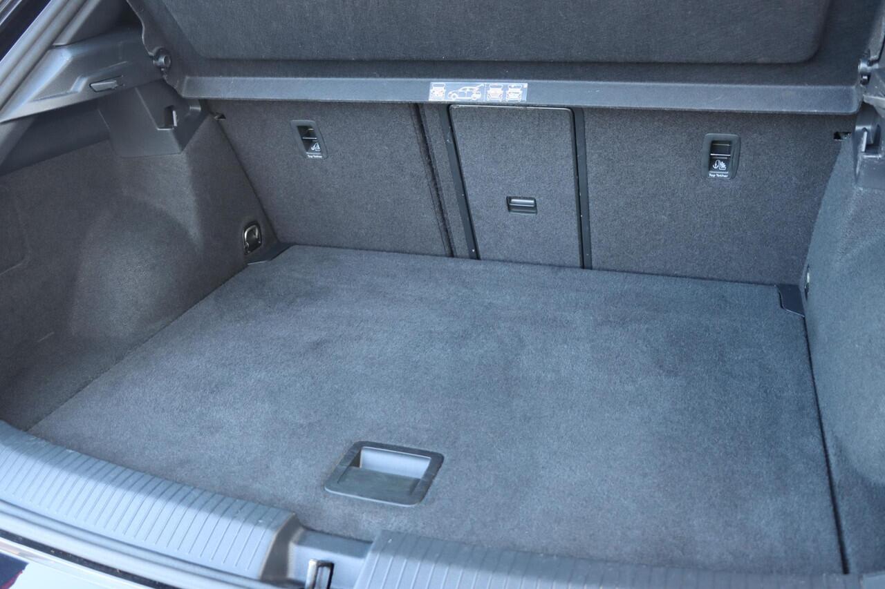 Volkswagen T-Roc 1.5 TSI Sport Executive DSG7 150pk