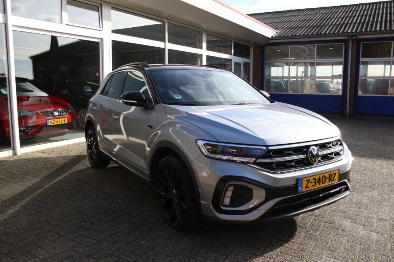 Volkswagen T-Roc 1.5 TSI R-Line Business+, Stoel en stuurverw, Navi, PDC, Zw hemelbekl.