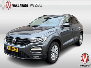 volkswagen-t-roc-1.0-tsi-style--lm