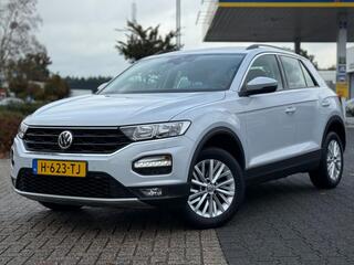 volkswagen-t-roc-1.5-tsi-dsg-style-