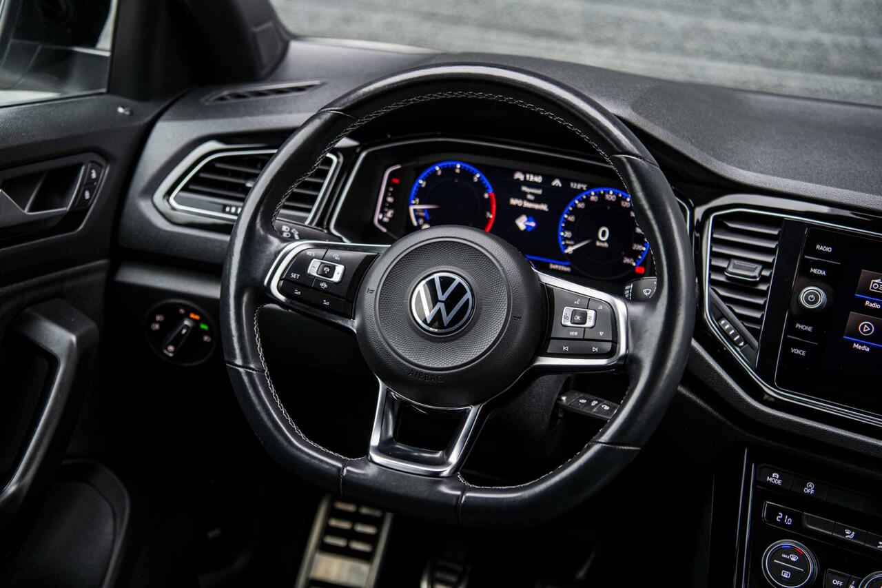 Volkswagen T-Roc 1.5 TSi 150 pk Sport + | Black Style | Full LED | Navigatie