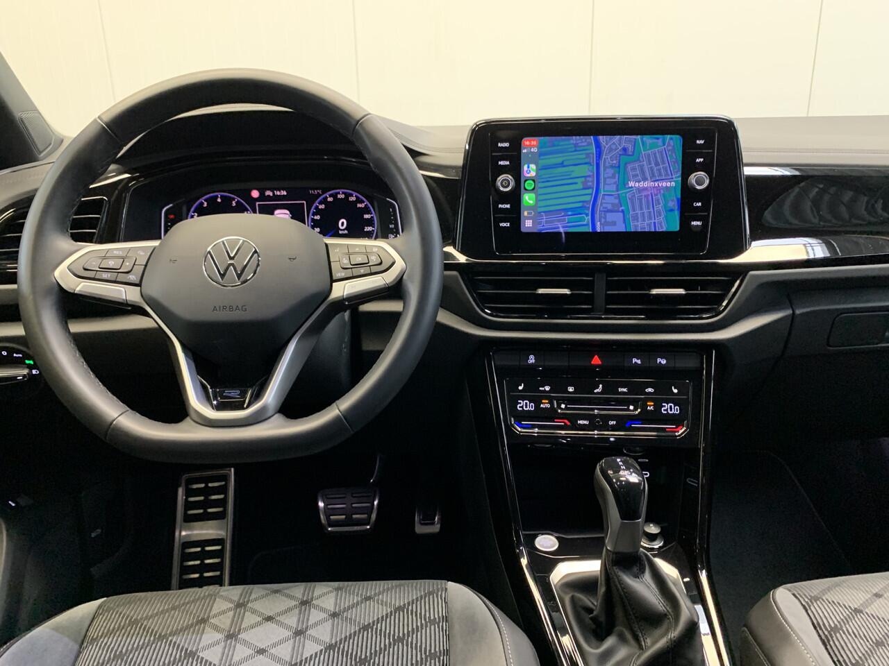 Volkswagen T-Roc 1.5 TSI 150PK R-Line Black Line IQ LIGHT-CAMERA-NAVI-ADAPT.CRUISE-LANE ASSIST-PDC-LMV-ECC