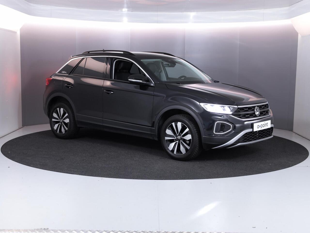 Volkswagen T-Roc 1.0 TSI Life Edition GOAL 115 PK | Navigatie | automatische Airco | Parkeer assistent |