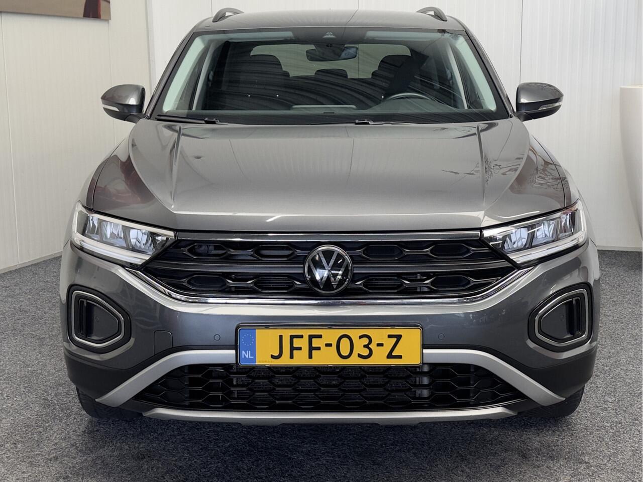 Volkswagen T-Roc 1.0 TSI STYLE NAVIGATIE CLIMATE CONTROL STOELVERWARMING BLUETOOTH TELEFOON RIJSTROOKSENSOREN PDC ZEER MOOI !! 3010